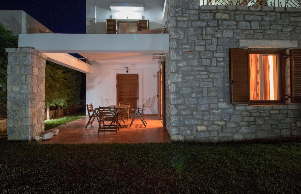 Patio nebo venkovní prostory v ubytování Malvazios Villas #6