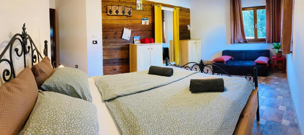 Postel nebo postele na pokoji v ubytování Family House