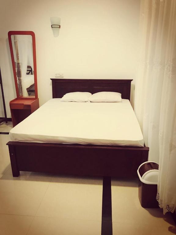 Sunnyplace Guest Mirissa - 3