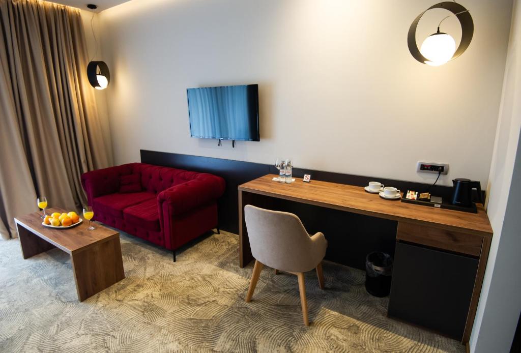 GRANDE CASA Hotel - Međugorje - Deluxe Triple Room