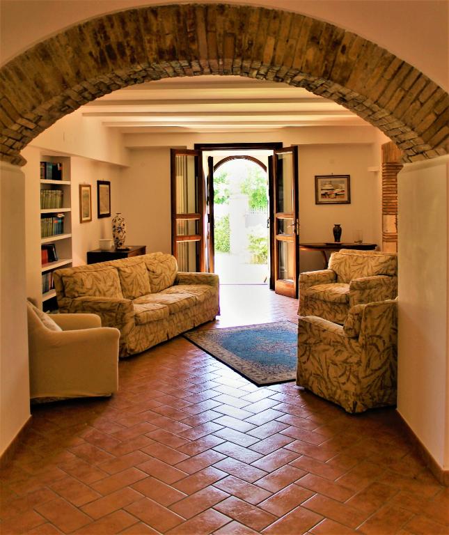 Posezení v ubytování LO SCRIGNO COUNTRY HOUSE