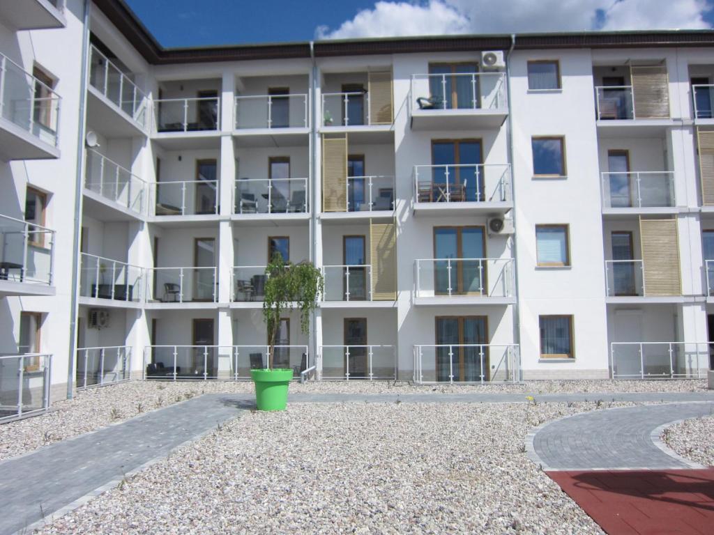 Budova, v ktorej sa apartmán nachádza