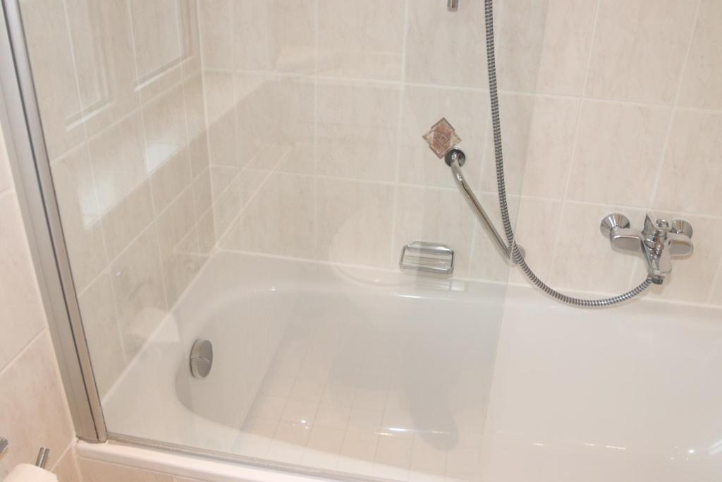 Landhotel Gasthof Huber - Tweepersoonskamer Met Eigen Badkamer