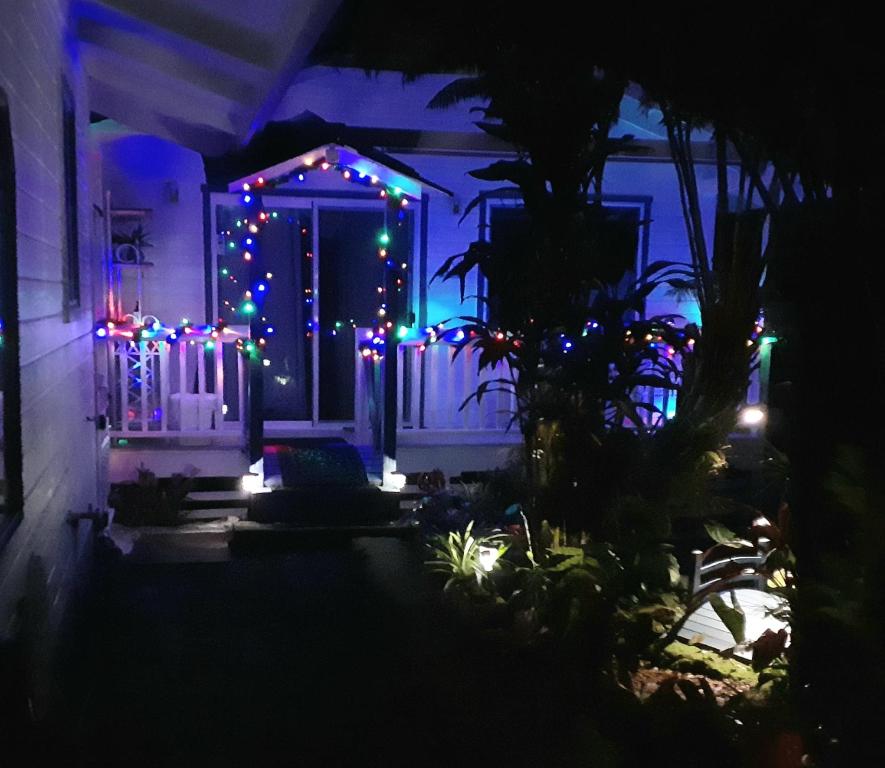 Zahrada ubytování Paradise Cottage at Anthurium Hale