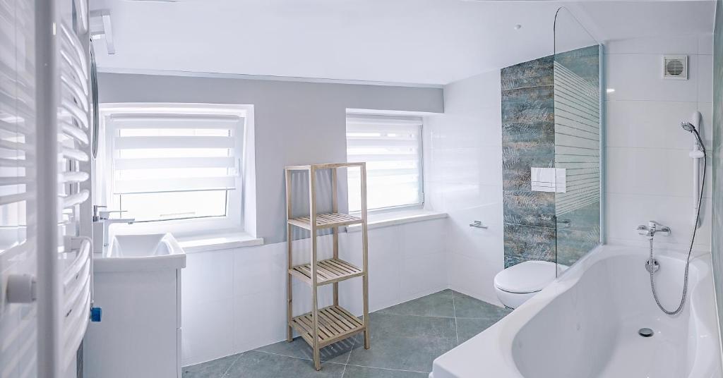 Pod Słoneczną - One-Bedroom Apartment