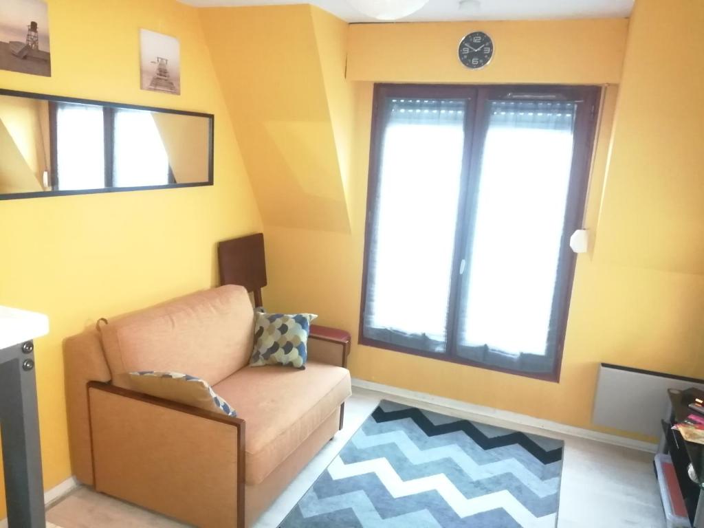 Appartement à 50 m de la plage avec WIFI et Netflix - Housity