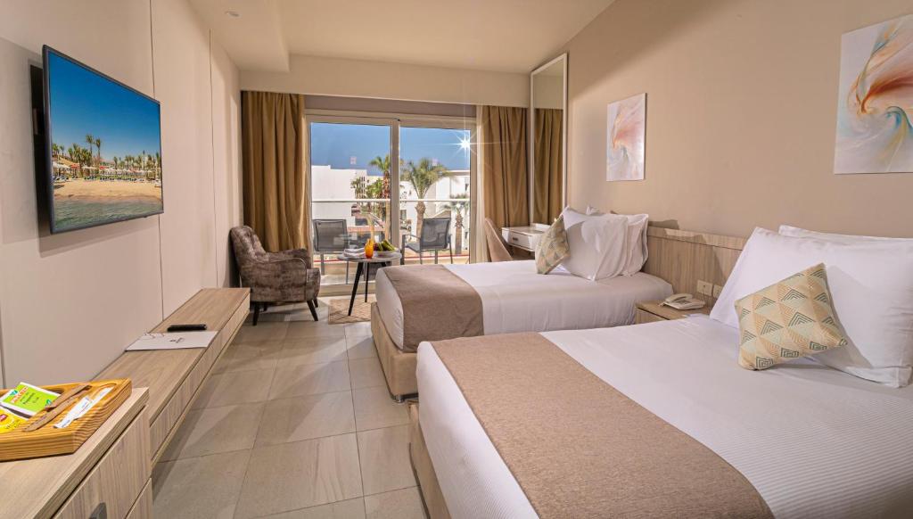 Amarina Abu Soma Resort & Aquapark - 3