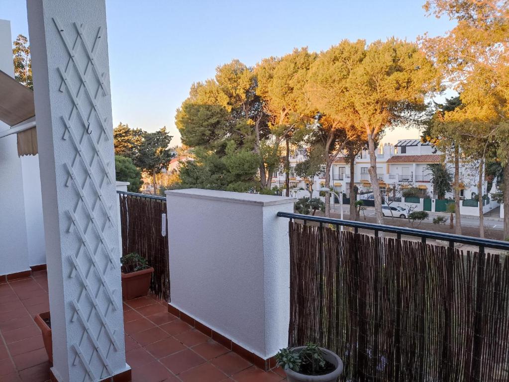 Balkon lub taras w obiekcie Apartamento en zona Atalaya con garaje y WIFI