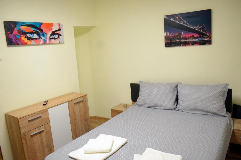 Private Apartment in the City Centre. - Housity