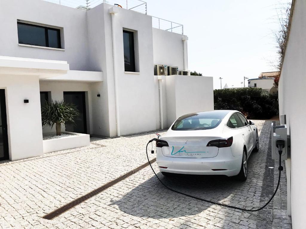 Fotografie z fotogalerie ubytování VILLA MIAMI v destinaci Les Issambres