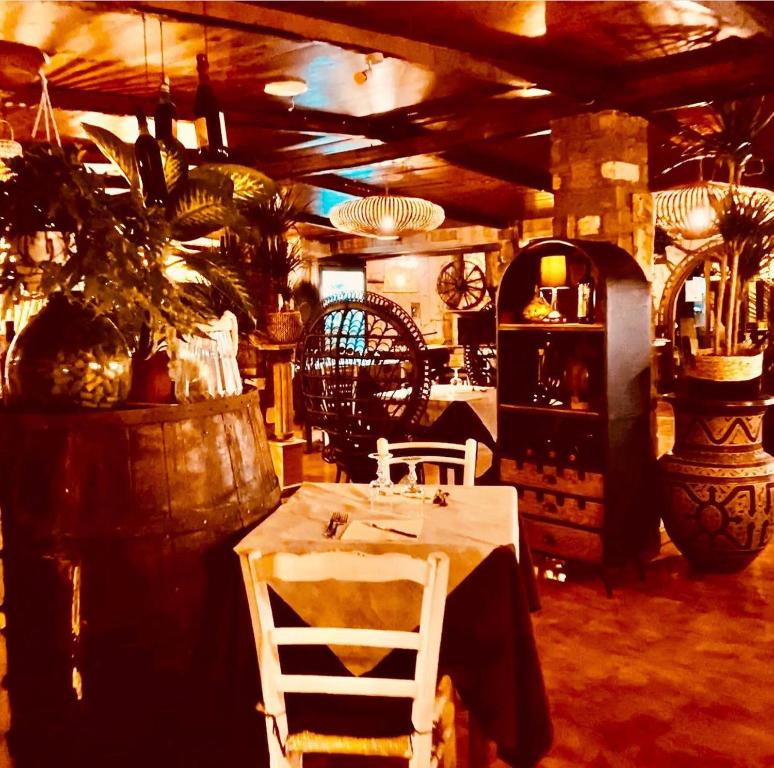 Restauracja lub miejsce do jedzenia w obiekcie AgriSesto B&B