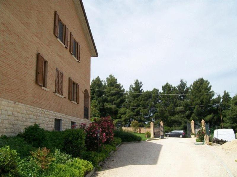 Budova, kde se the country house nachází
