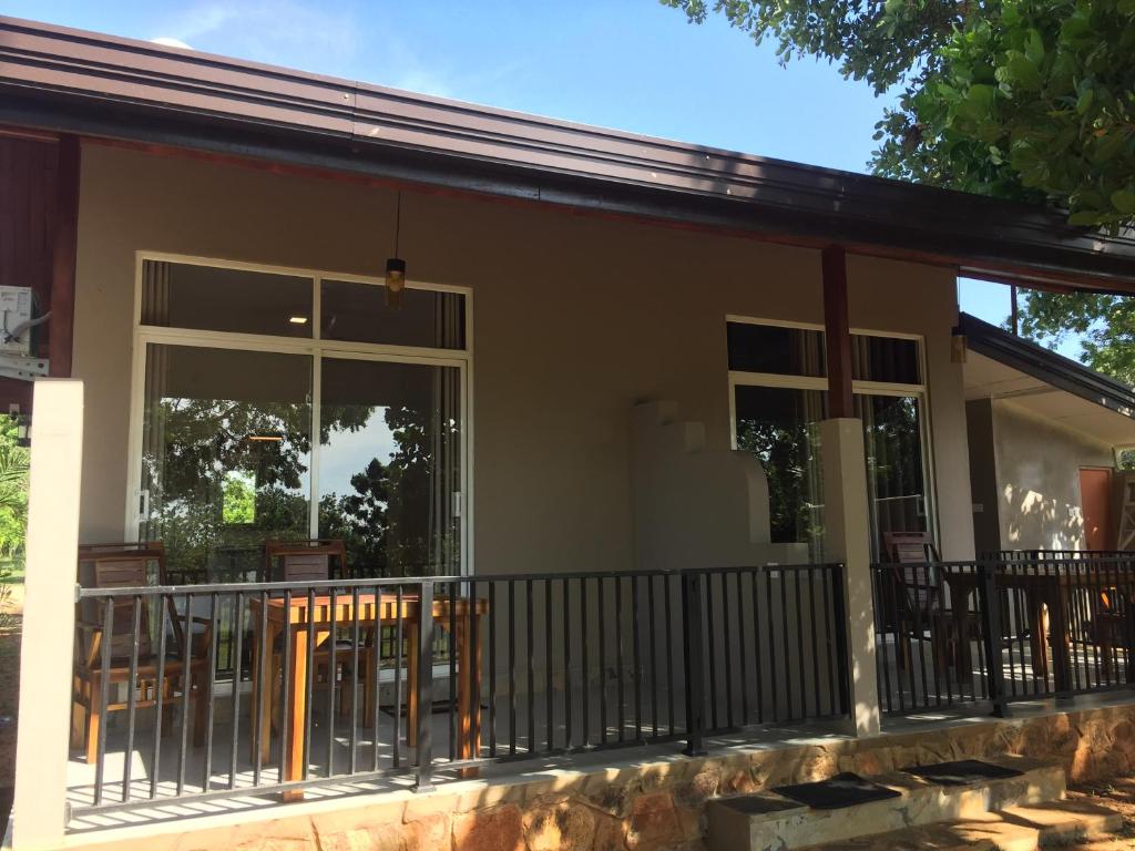 Saffron Lake Yala - 1