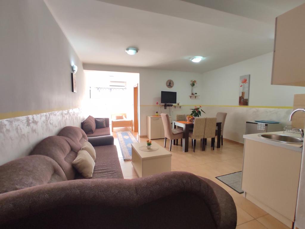 Posezení v ubytování Apartmani Tomić 4*