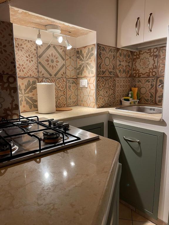 A kitchen or kitchenette at B&B Sacca