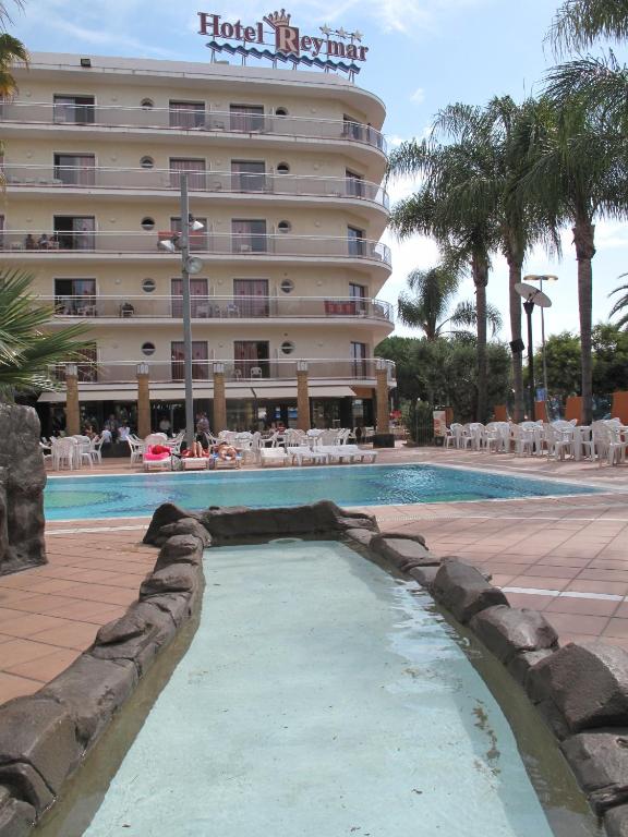 Bazén v ubytování Hotel Reymar nebo v jeho okolí
