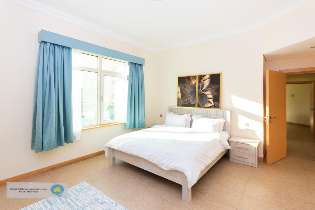 Palm Jumeirah, 3 Bed , Beach Side, Al Hatimi Building