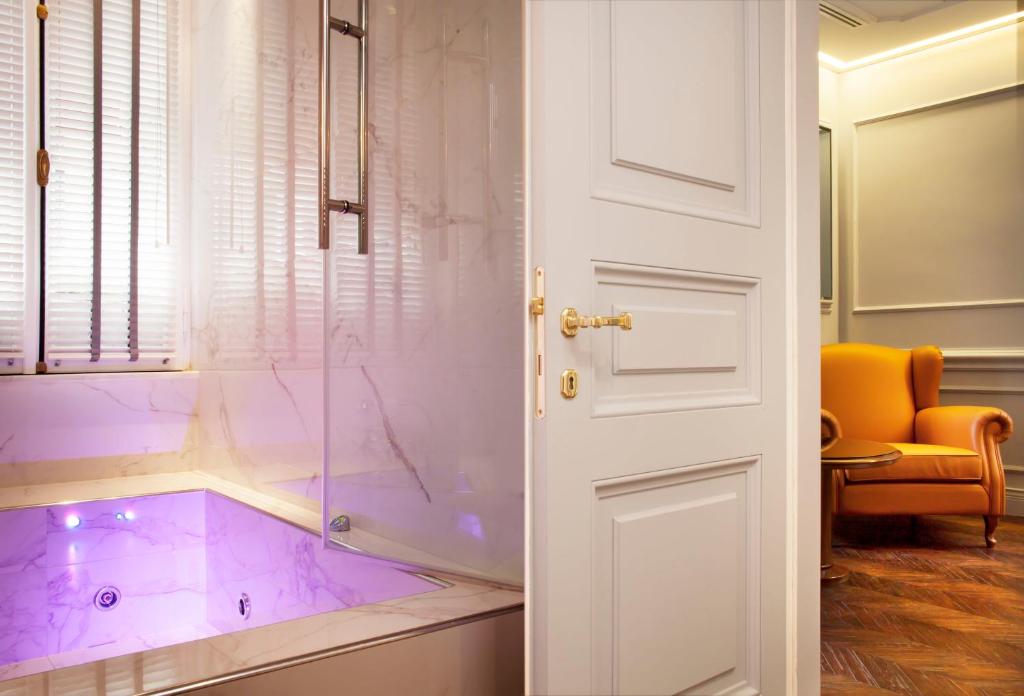 Hotel The Corner Roma - Resim 27