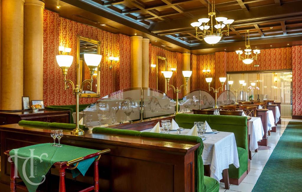 Restaurace v ubytování Capitol Hotel