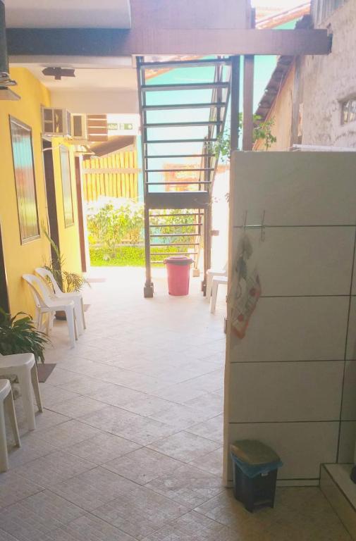 Balkón nebo terasa v ubytování SUITES COR DO SOL TRINDADE