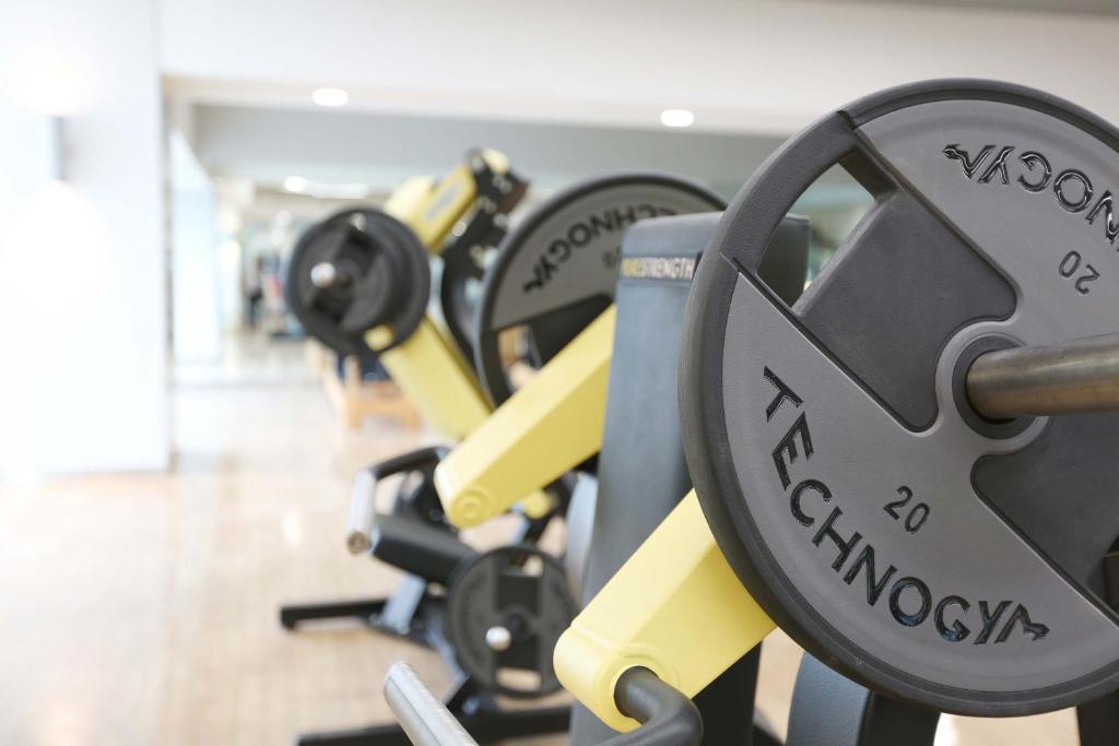Fitness centrum a/nebo fitness zařízení v ubytování VS Hotel