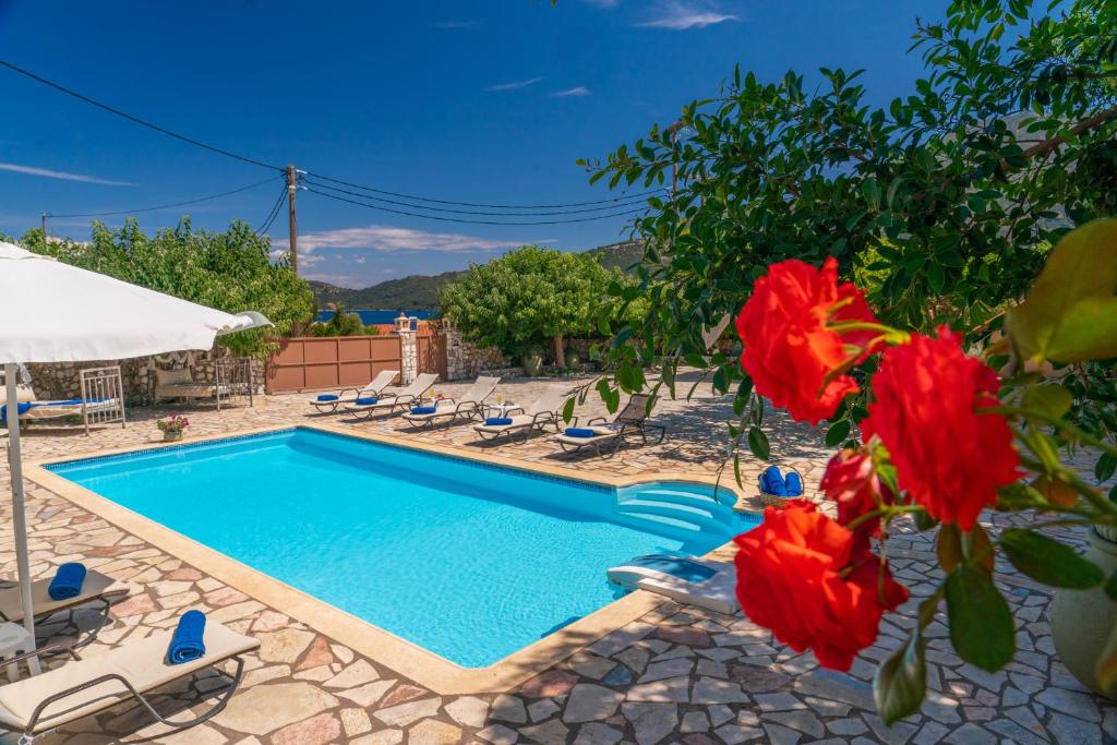Basen w obiekcie Kefalonia View Villas lub w pobliżu