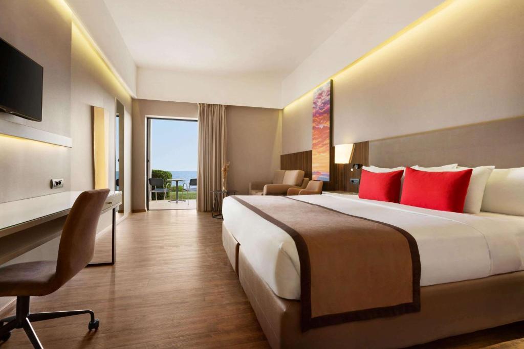 Ramada Plaza by Wyndham Thraki - Resim 22