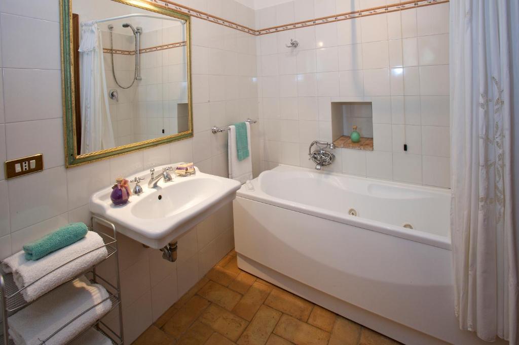 Brigolante Guest Apartments - 11