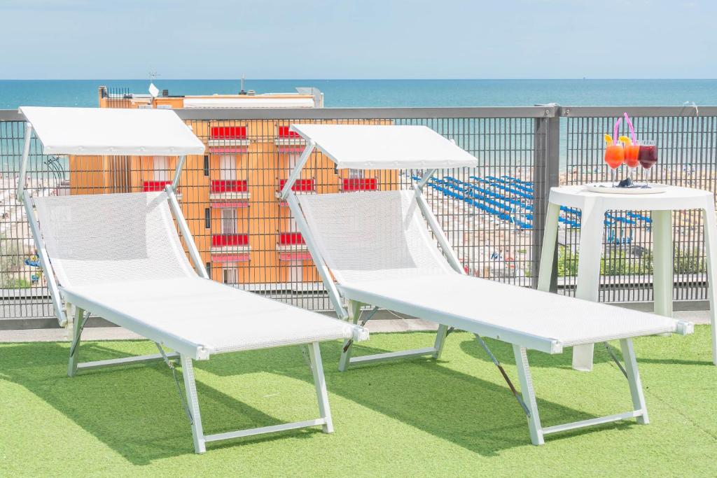 Foto dalla galleria di Hotel Eiffel a Rimini