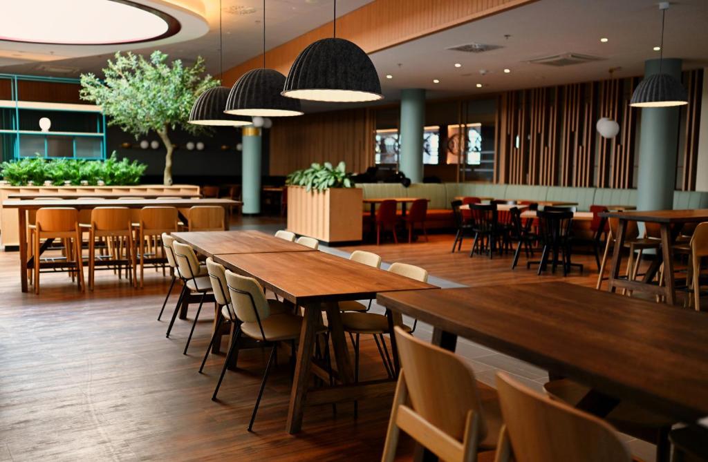 Restaurace v ubytování Sound Garden Hotel Airport