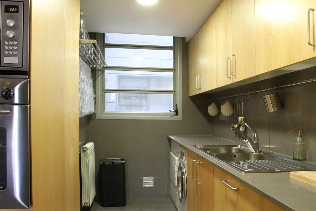 Passeig de gracia sun apartament balcony 2 bedroo - 19