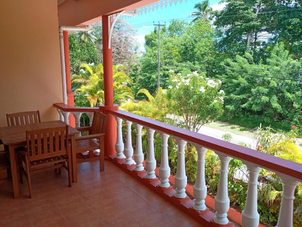 Reef Holiday Apartments - Appartement De Deux Chambres