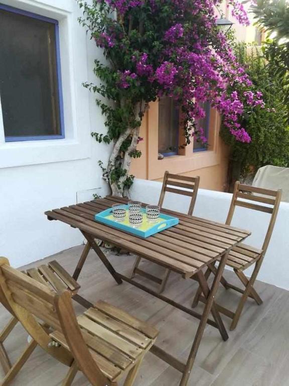 Zdjęcie z galerii obiektu La Sirena Azul de Rodalquilar w mieście Rodalquilar