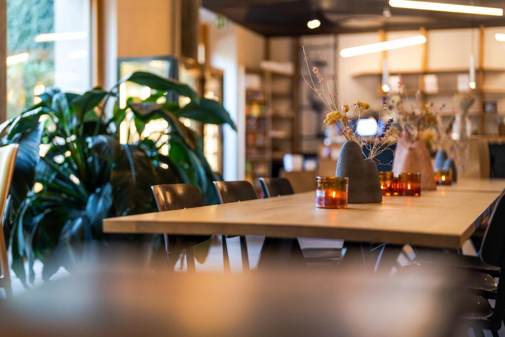 SET Hotel.Residence by Teufelhof Basel - Resim 9