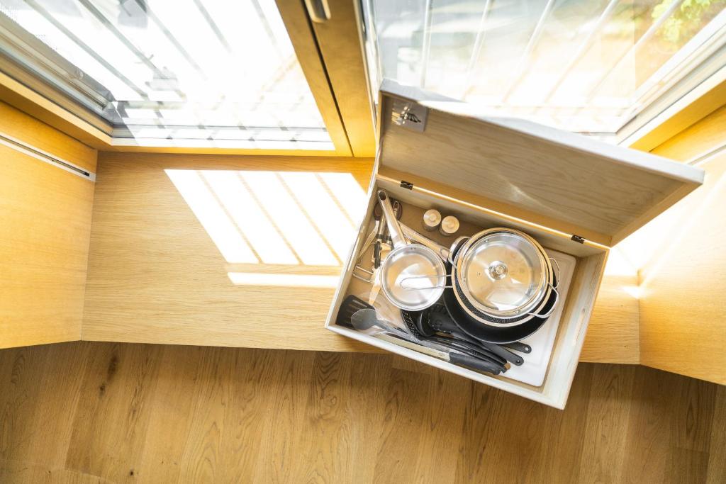 SET Hotel.Residence by Teufelhof Basel - Resim 16