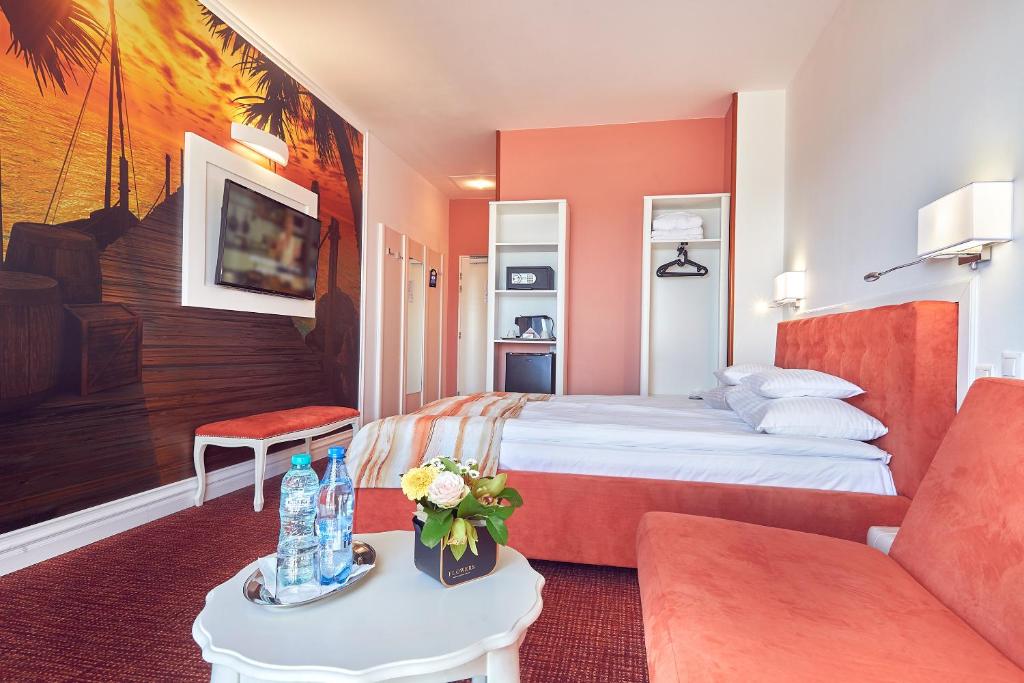 
Deluxe Family Room with sofabed, Sea view
