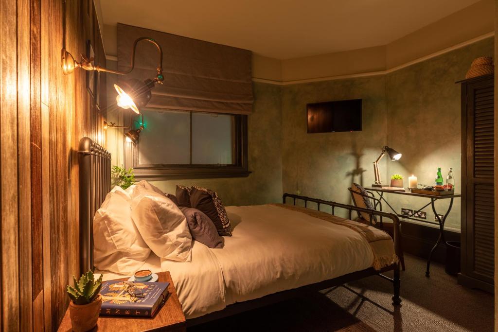 The Wolfpack Inn - Resim 19