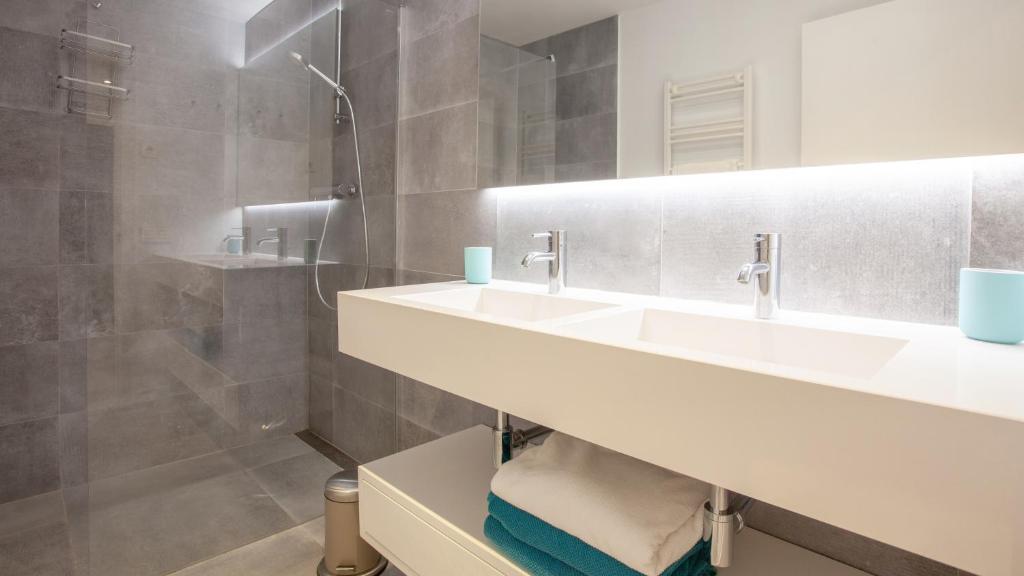 4 Bedroom Contemporary House, Llafranc, Costa Brava, Llafranc ...