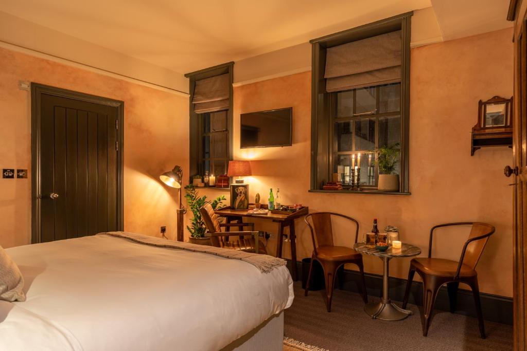 The Wolfpack Inn - Resim 26