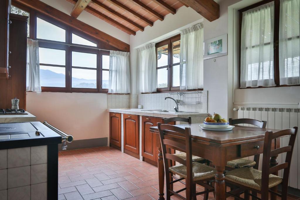 Kuchyňa alebo kuchynka v ubytovaní Antico Borgo La Torre Agriturismo
