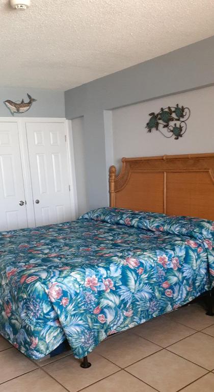 Daytona Beach Hawaiian Inn - 