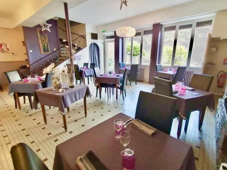 Posezení v ubytování Hotel Bayle
