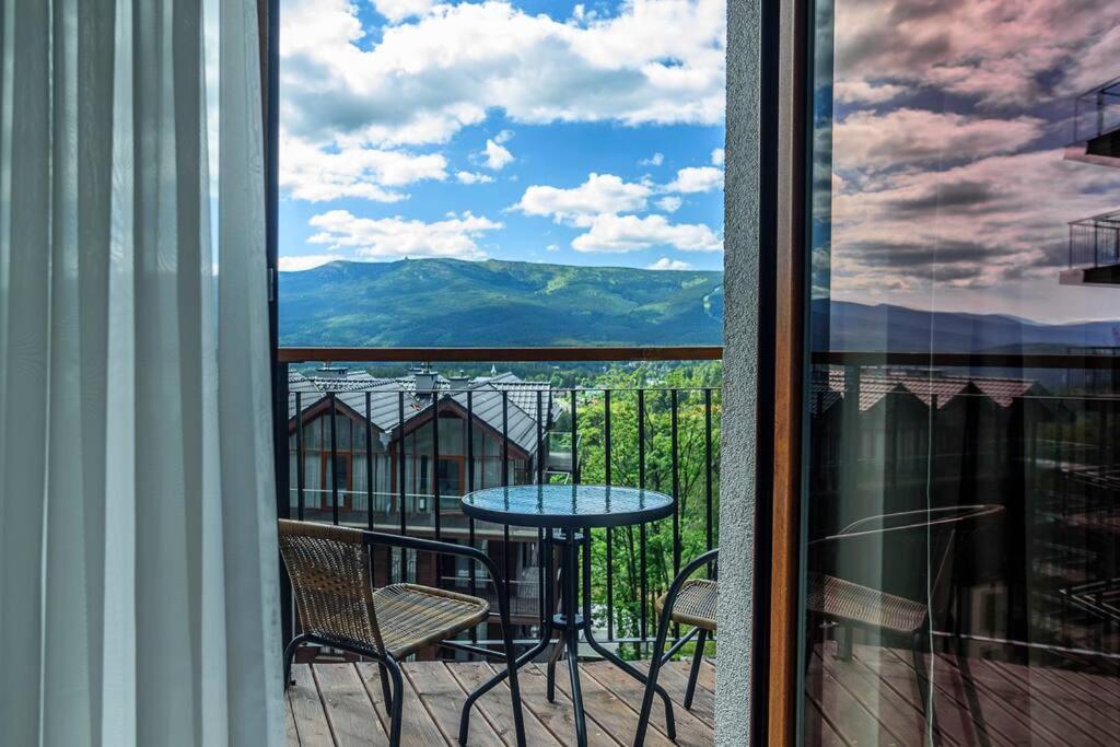 Apartament z widokiem na góry - 1ベッドルームのアパート