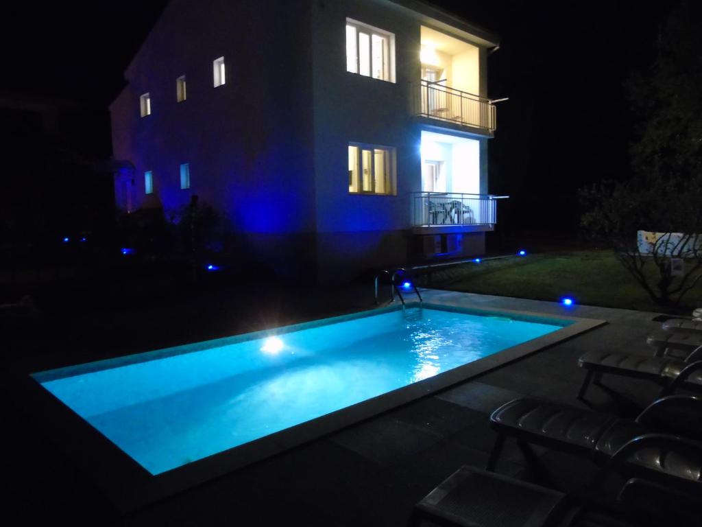 Bazén v ubytování Apartments - Villa Sidro nebo v jeho okolí