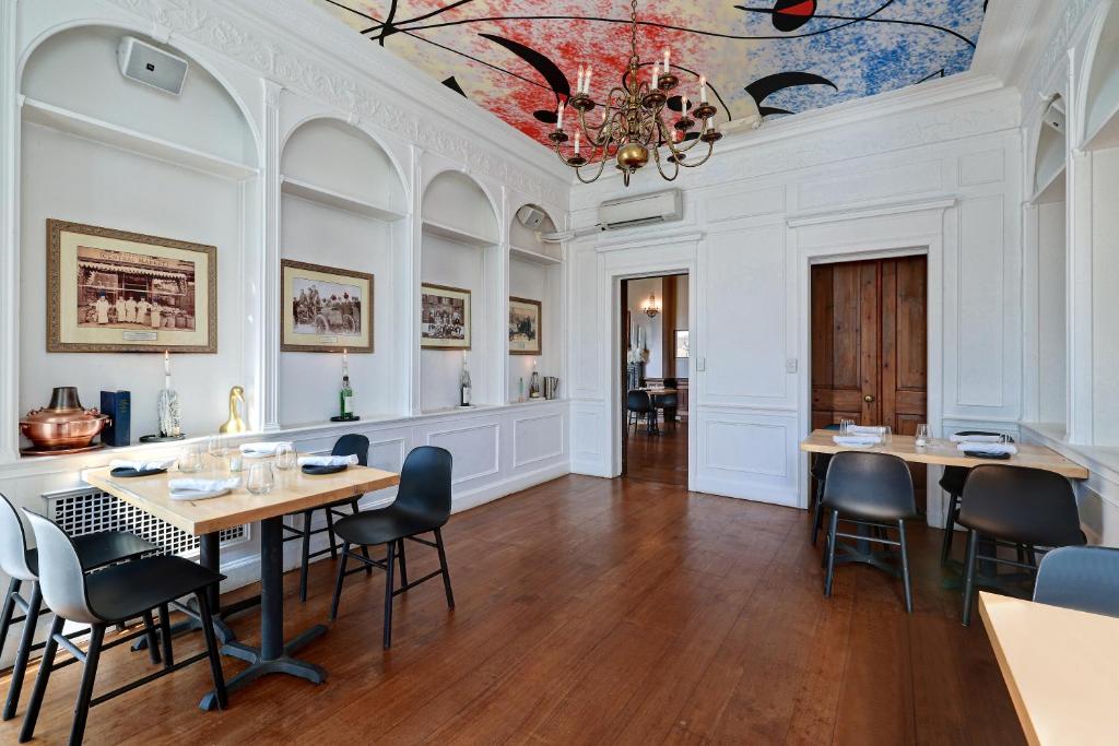 Posezení v ubytování Tarrytown House Estate