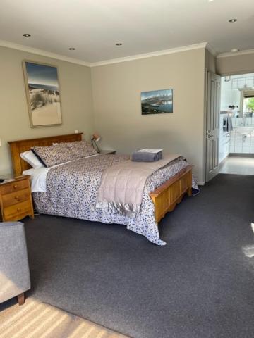 Cromwell Getaway - Studio