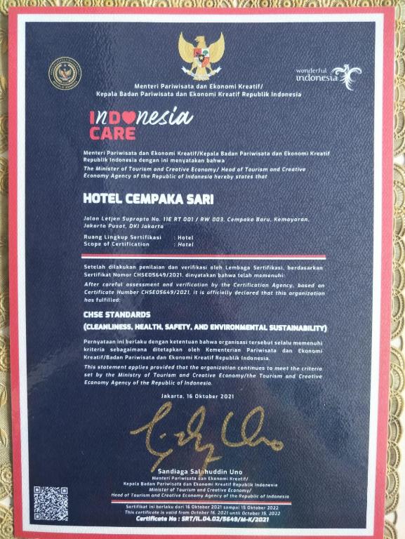 Certifikát, hodnocení, plakát nebo jiný dokument vystavený v ubytování Hotel Cempaka Sari