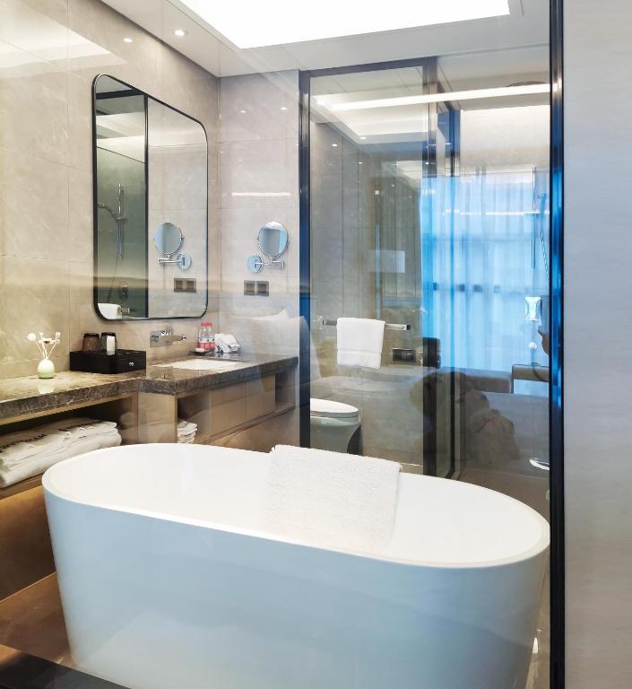 Wyndham Changsha South - Deluxe Zimmer Mit Kingsize-Bett