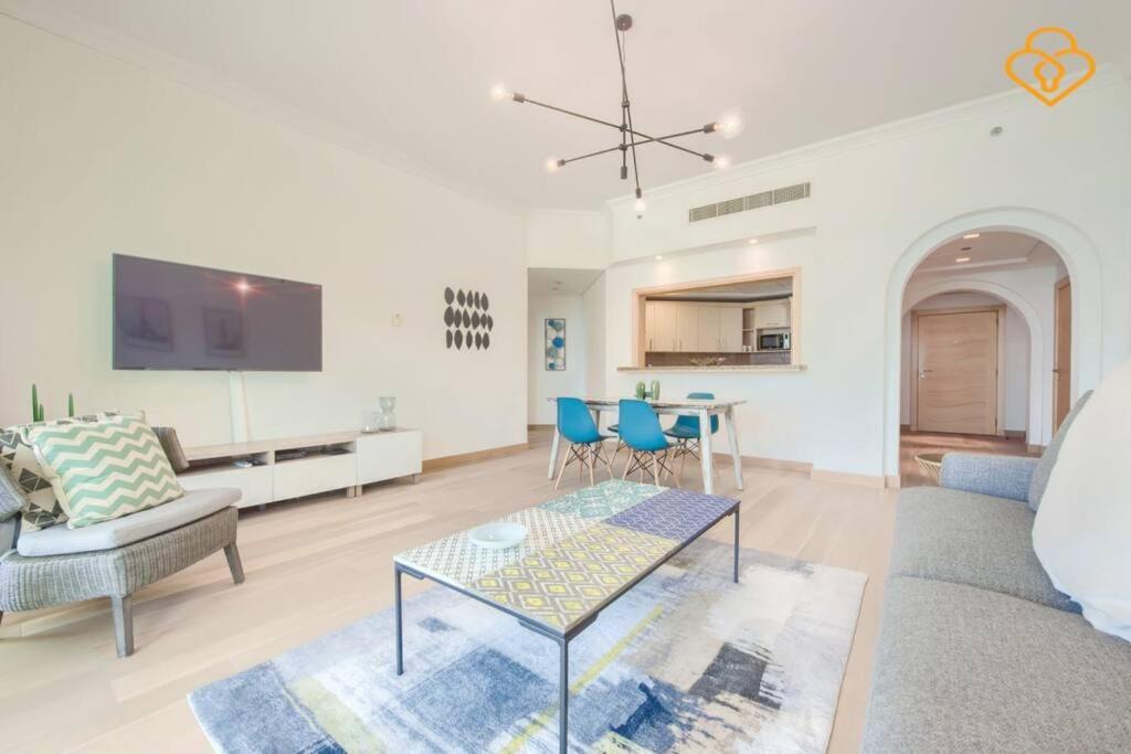 Keysplease Seaview 2 B/R با دسترسی به ساحل، Palm Jumeirah