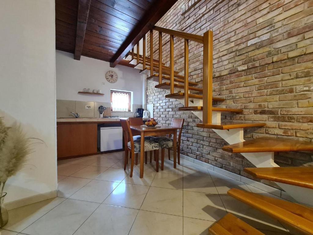 Fotografia z galérie ubytovania Apartmani Dorma v destinácii Vidulini